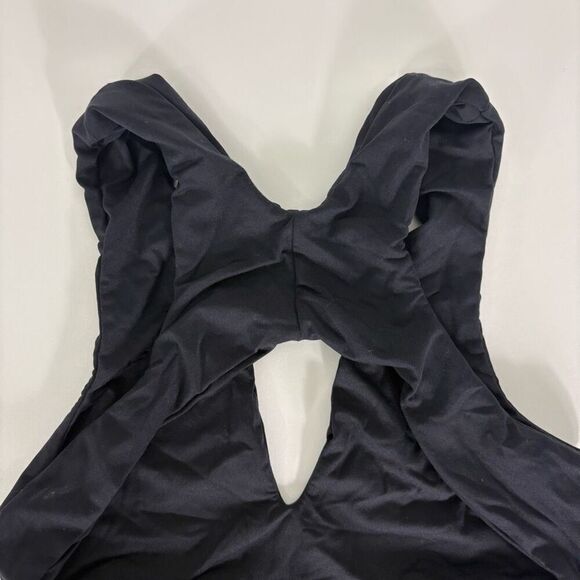 Indah Body Black Cutout V Neck Pullover Swimsuit Size 2 - Picture 6 of 7